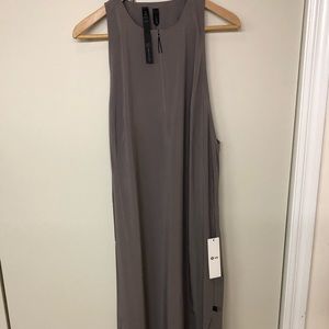 Lululemon Lahar  Dress Size 12. Lab NWT